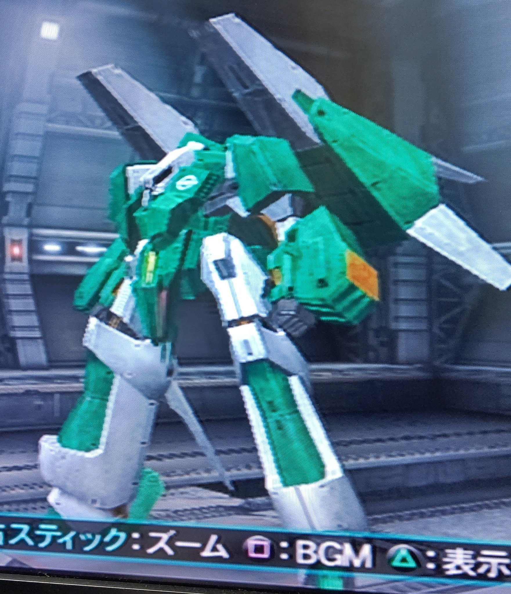 Happy ステイホーム のお供 鹵獲カラーは緑が主体 ガンプラ Zガンダム メッサーラ T Co Nskm4hdvnt Twitter