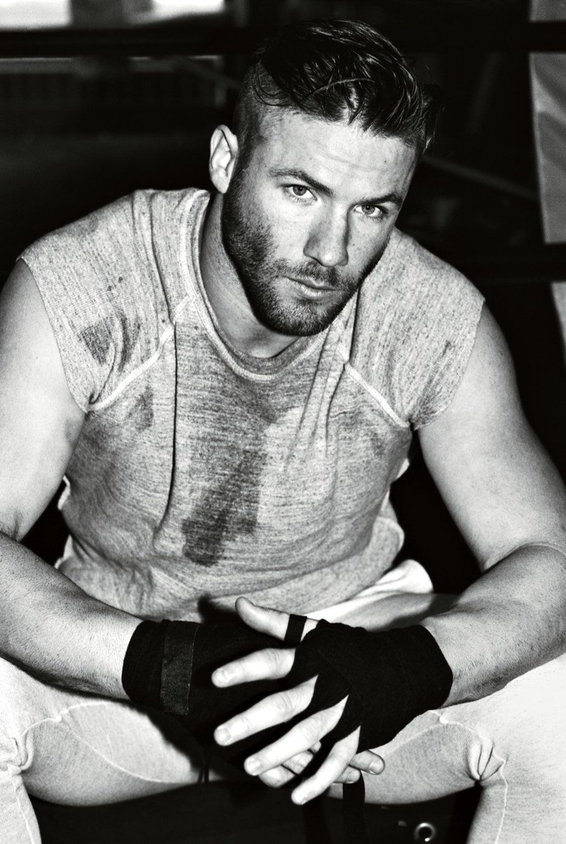 Let's start with the MOST OBVIOUS one. Julian Edelman. Absolutely NOT the usual type I'd go for, yet he's the actual LOVE OF MY LIFE (ask  @DCGirlKayla ...). Well, unless he has that dead animal in his face when the NFL season gets underway ... don't you EVER slander him here!