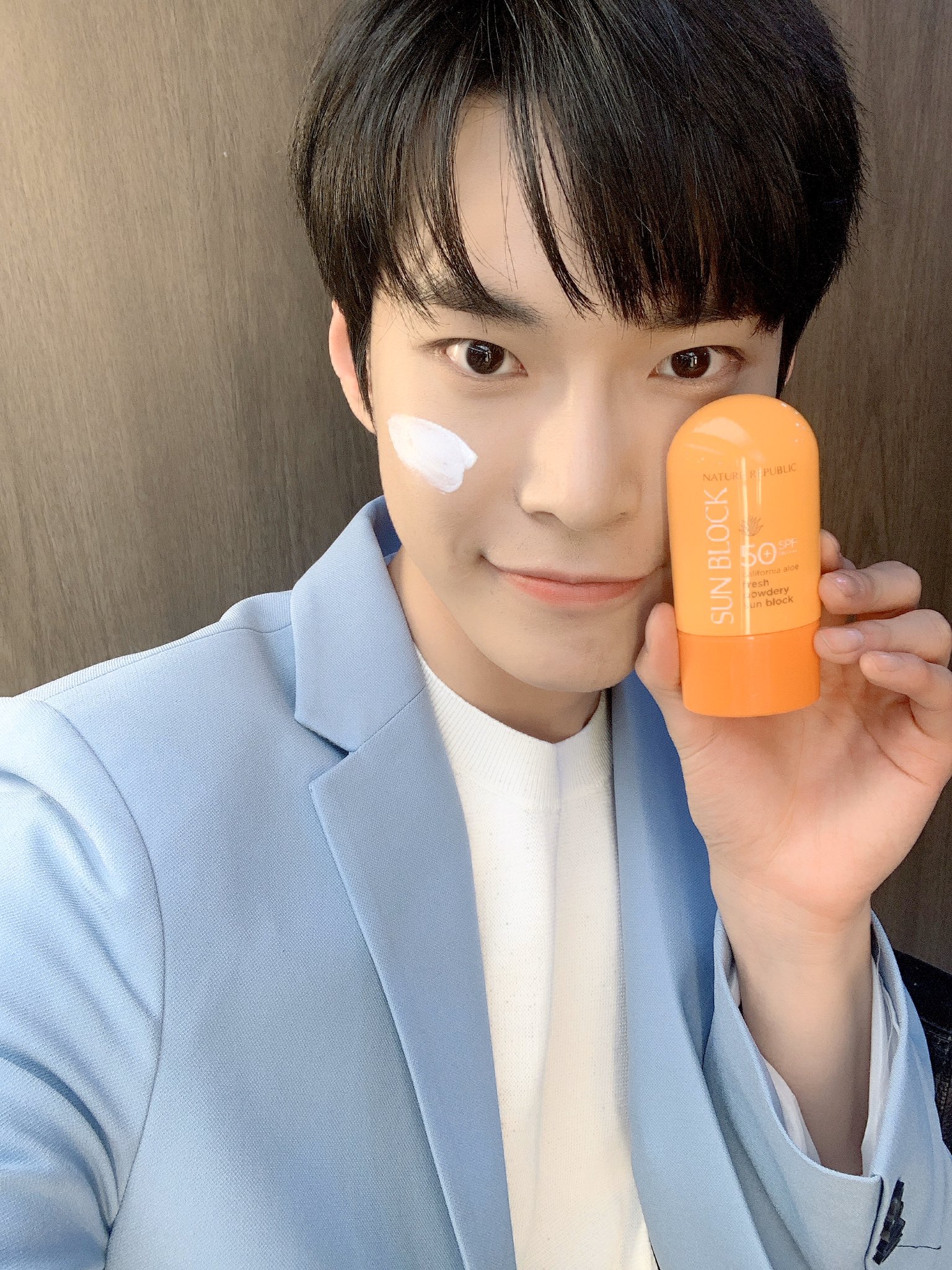 EWb77EzUcAAmBti?format=jpg&name=orig