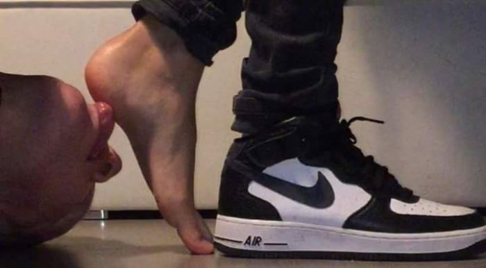 SneakersGay's tweet photo. https://t.co/iW3PBEsdn6