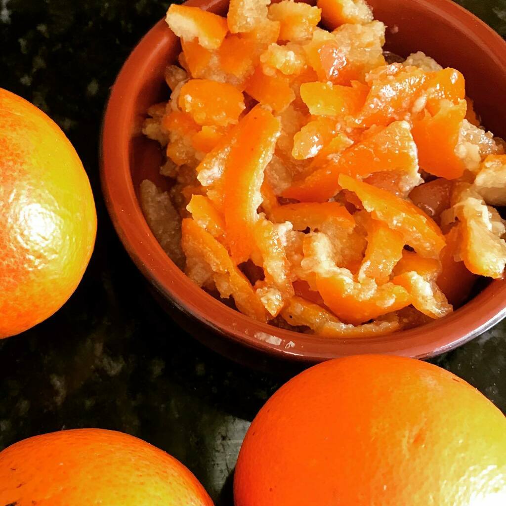 BreadBakerDani's tweet image. Bitter orange peel transformed into candied peel. I collect the perks from untreated oranges then cook them up and candy. Was essential for hot cross buns and a f course.This is my entry for #eatcaptureshare #ecsqc #candiedpeel #orangepeel # instagr.am/p/B_ZZC9TDXQ6/