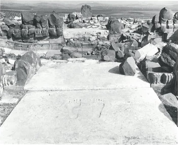 Part of the losses included the unique divine footprints marking the entrance of a goddess into the temple. (Early signage for any semiotics buffs). (20)