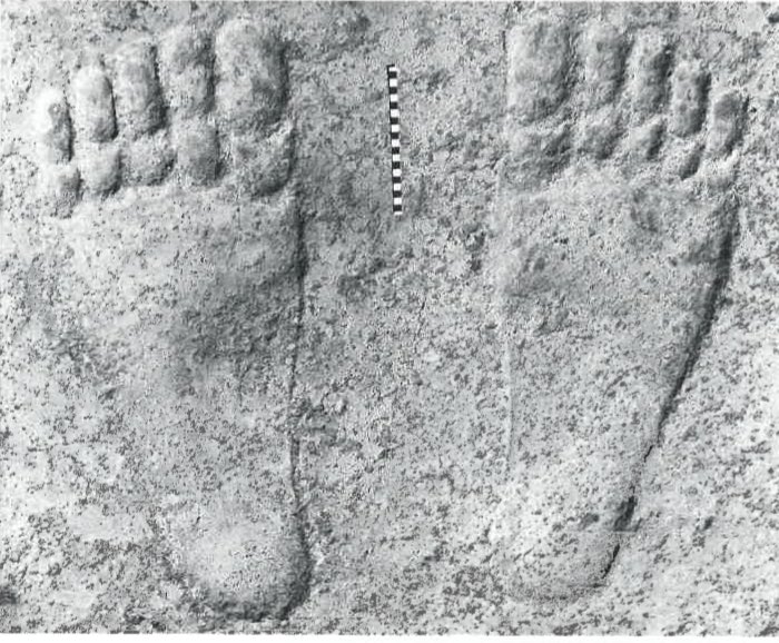 Part of the losses included the unique divine footprints marking the entrance of a goddess into the temple. (Early signage for any semiotics buffs). (20)