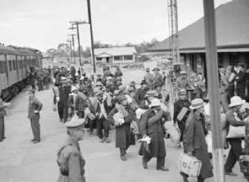 saweekendmag's tweet image. Australia’s largest holding centre for incarcerated civilians – at Loveday in the #riverland – has been allowed to rot, writes Nigel Starck. #saweekend

bit.ly/2Y3uXZW