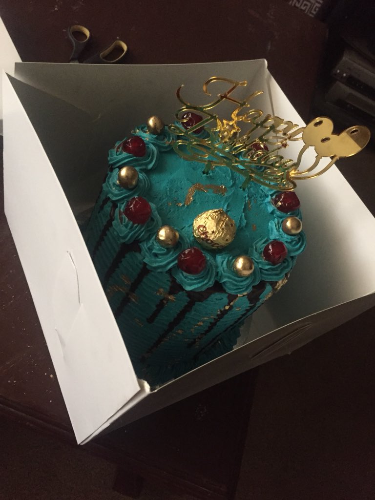 ___meeb's tweet photo. Pls kindly retweet #cakeit https://t.co/cq9ORbnFlb