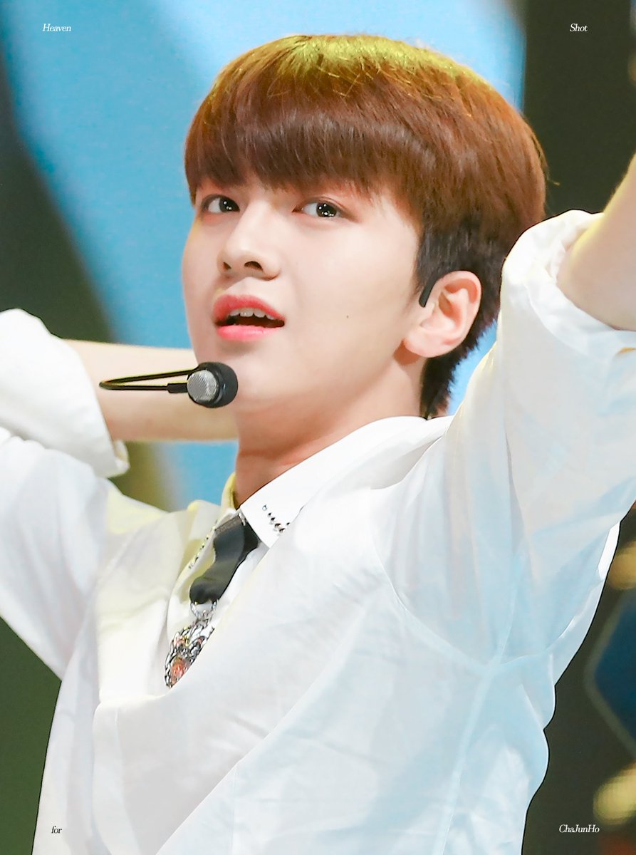 Heaven_Shot's tweet photo. 190905 차준호

무대위의 준호가 얼른 보고싶어 :D

#차준호 #ChaJunHo https://t.co/kJKtP5HxVO