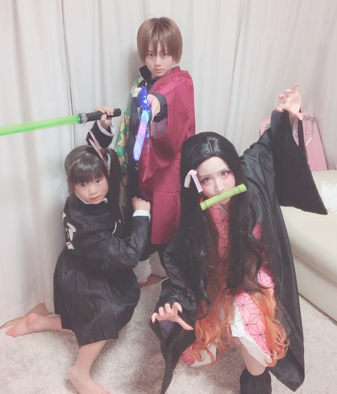 ちいめろ ちいめろチャンネル 在 Twitter 親子で鬼滅の刃ごっこ 鬼滅の刃 コスプレ おうちで過ごそう T Co Zzo1xzi0h0 Twitter