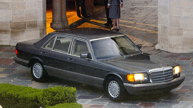 4. Mercedes-Benz W126 Series – 1979 to 1991: The W126 Series claims the longest production run of any modern S-Class, having sold a stunning 818,036 vehicles over a 12-year period. This S-Class breed swapped the old iron block engines for aluminum, improving aerodynamics.