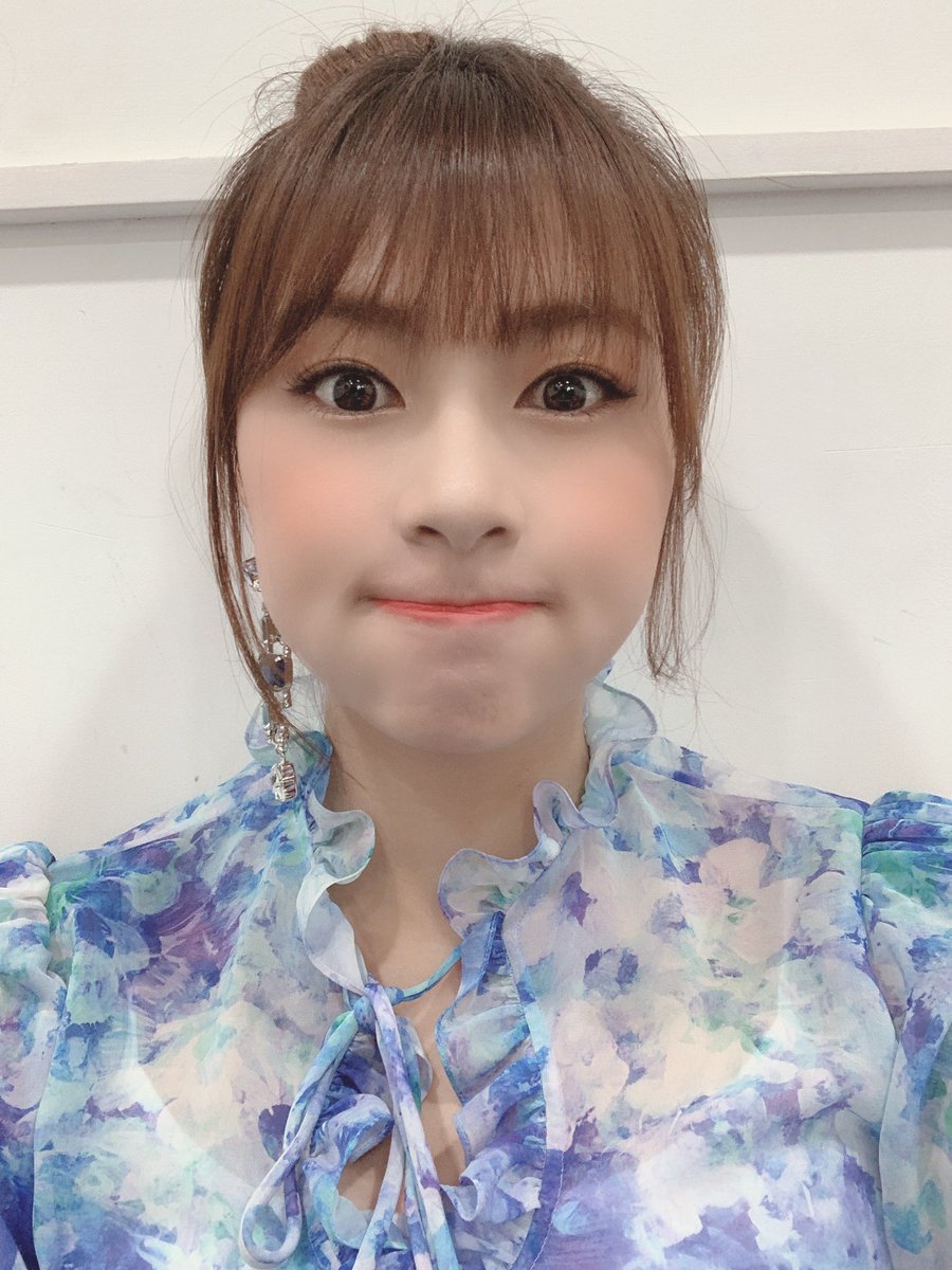 eunkkot_0818's tweet photo. 오하영과 정은지 차이 ㅋㅋㅋㅋㅋㅋㅋㅋㅋㅋㅋㅋㅋㅋㅋ https://t.co/C2jVOMwqQ5