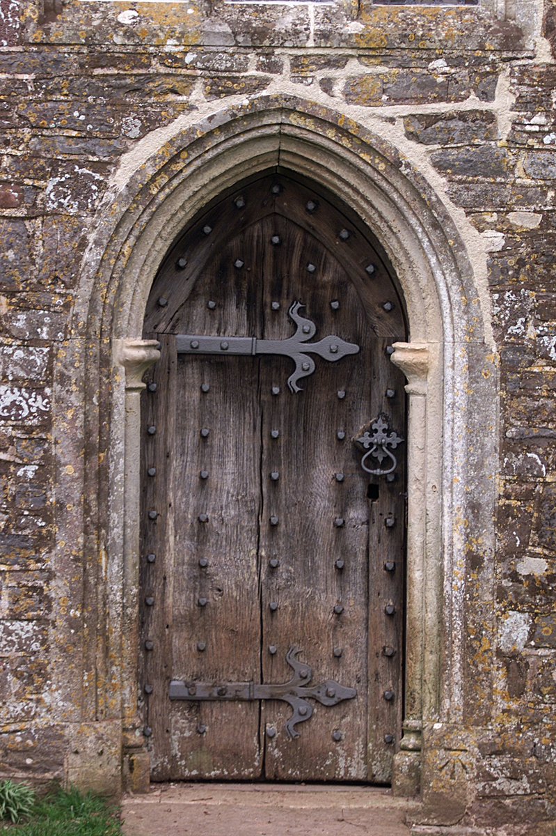 Read more about the delights of this Devonshire chapel:  http://friendsoffriendlesschurches.org.uk/ayshford/  #grandwesterncanal  #devon  #oldchurch  #friendlesschurches(8/8)