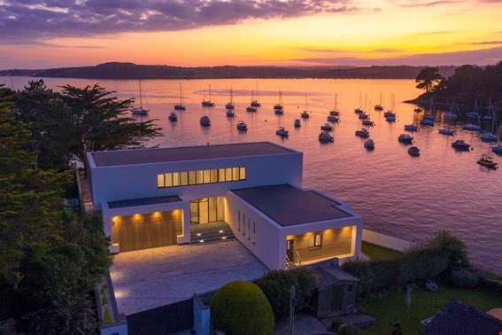 Cornwall Property tweet media