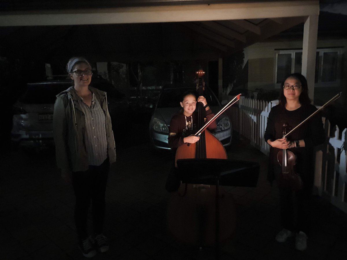 boldingleon's tweet photo. Many members of our @St_Dominics community got involved in this years 'Light up the Dawn' Anzac Day mini-services in their driveways.

Lest we forget! https://t.co/HWh1bEPXLp