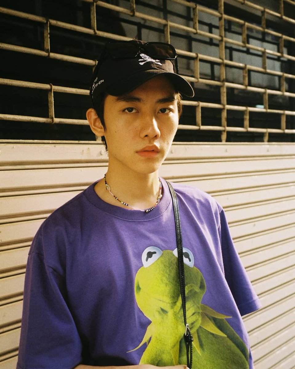 bccan3's tweet photo. I love you every day #MarkSiwatxMusicLive https://t.co/ayFrS2cZGQ