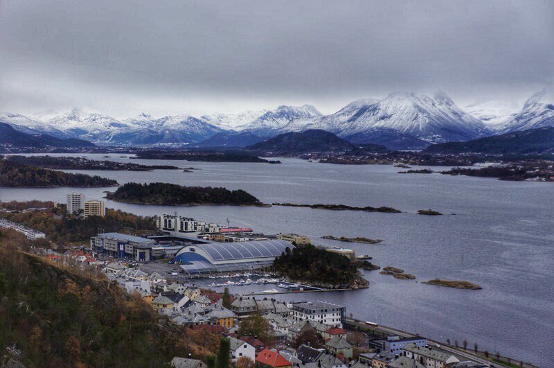 yorkshirelass57's tweet photo. #travelbackintime Norway #November2012 https://t.co/zerWm43O5G