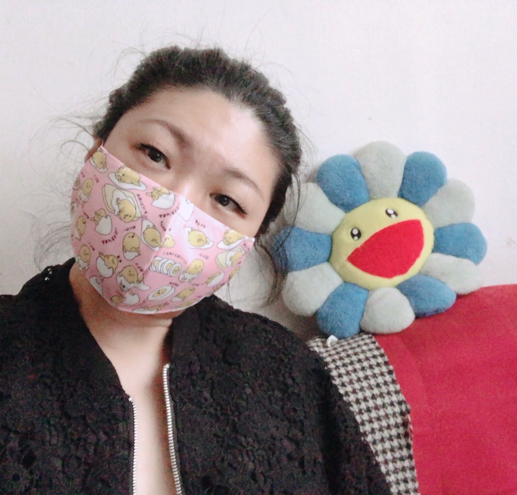 VivienneChow's tweet photo. Thank you @YukKingTan for the super cool cloth masks😷. It has a poach for you to insert filter: paper towel, tissue paper or nanofilter if you can get it. LOVE Gudetama, perfect mask for Saturday. How to make: https://t.co/gvFR46u5Xv #HKMask https://t.co/lKjoUKSj7j