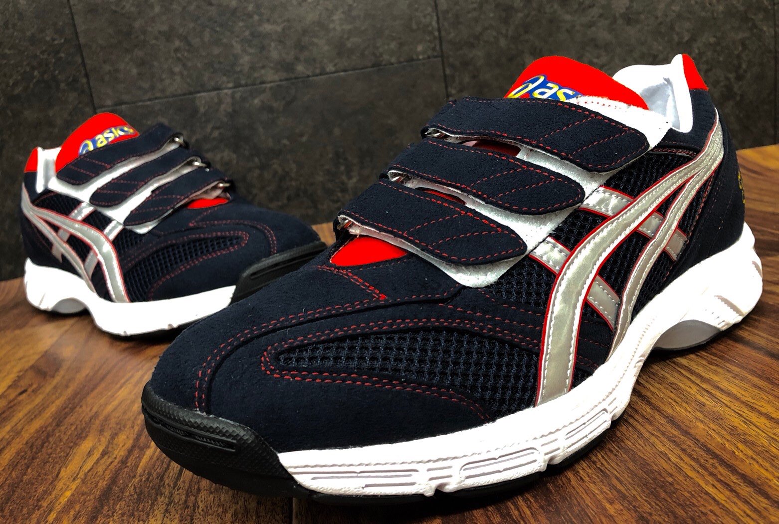 ヤザワスポーツ諏訪 on X: "【#asics #別注トレーニングシューズ