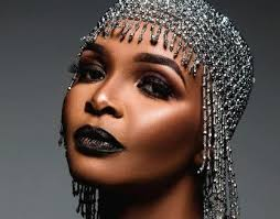 SAfmRadio's tweet photo. [NOW] #MusicProfile feature with #Musician @simphiwedana on #SAfmJetSetBreakfast with @MichConstant who speaks about her #Album #Bamako https://t.co/RZe3hd8XCS