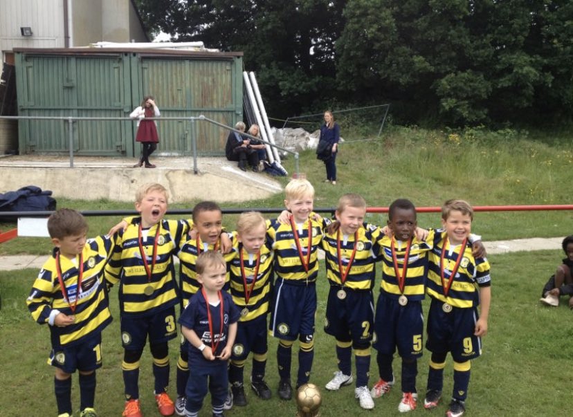 RussellersMini's tweet photo. #throwback then U7’s winning the Crayford Arrows tournament, now they get ready for U11 9-a-side in the A league. Couple players still needed for details get in touch! #ruskies #picoftheday #sendinyourpics #beonthepage https://t.co/ORwm5JffTj
