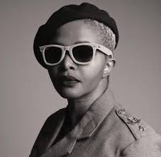 SAfmRadio's tweet photo. 'It has to be a calling for you to play the #KORA as a musician'@simphiwedana #MusicProfile #Bamako #SAfmJetSetBreakfast with @MichConstant https://t.co/47255FJ7Dy