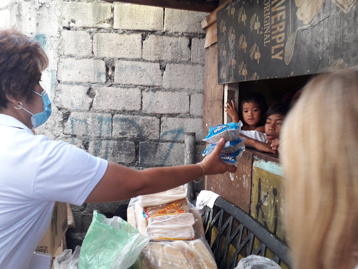 hardecker's tweet photo. Prayer is that this will open for us a great door of oportunity to reach into many homes with the gospel of our Lord and Saviour Jesus Christ. We are also glad for the help of our people who took time to assemble each pack! https://t.co/aYlP15OGZX