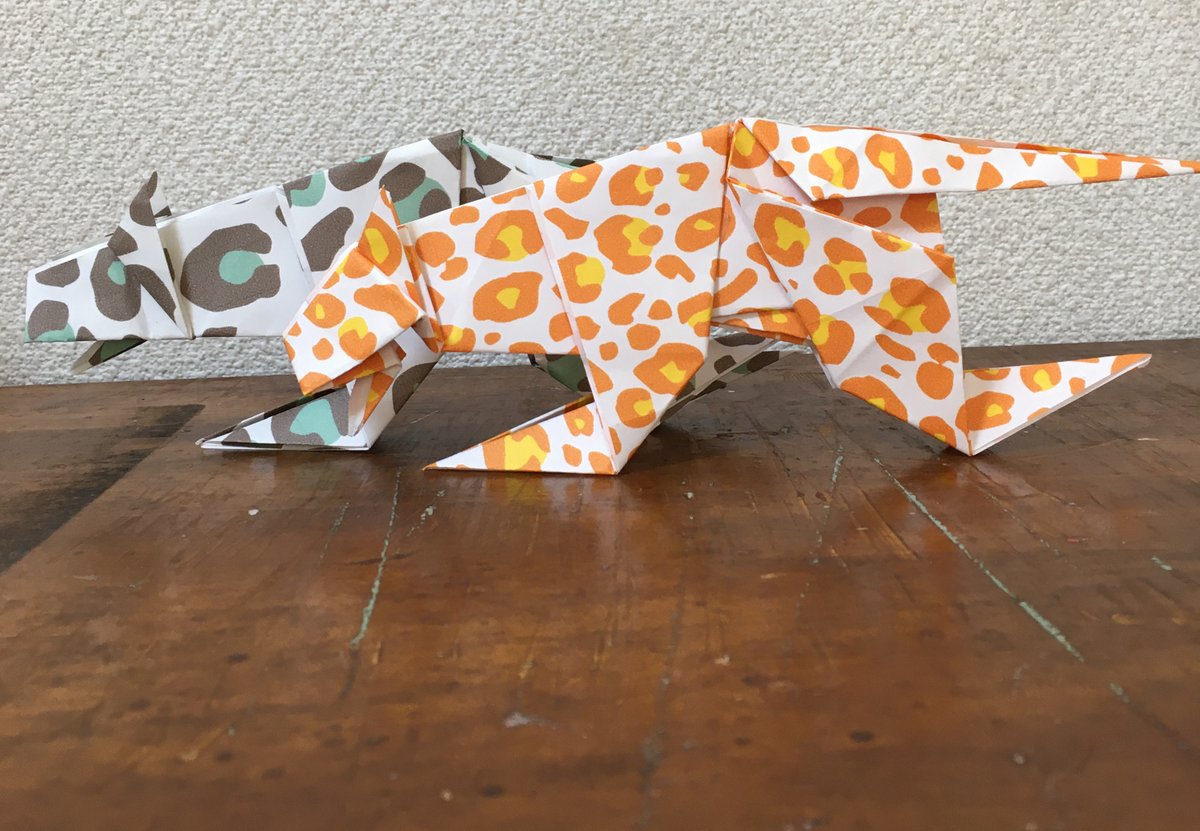 ট ইট র ゆうこ イラレで作った自作豹柄で作った折り紙豹 折り方youtubeみながら１時間くらいかかった