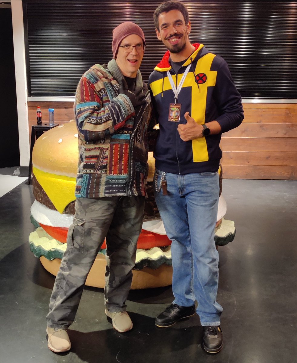 Big_Aaron_'s tweet image. It's finally the @dvntownsend NHS stream tonight! Proper excited!
Dev, if you don't use the red Jazz 3 pick I gave ya at your most recent London show, I'd be sorely disappointed 😂😂😂
Catch ya later!!! 🤘🏽🤘🏽🤘🏽
#QuarantineGig #HeavyDevy #DevinTownsend