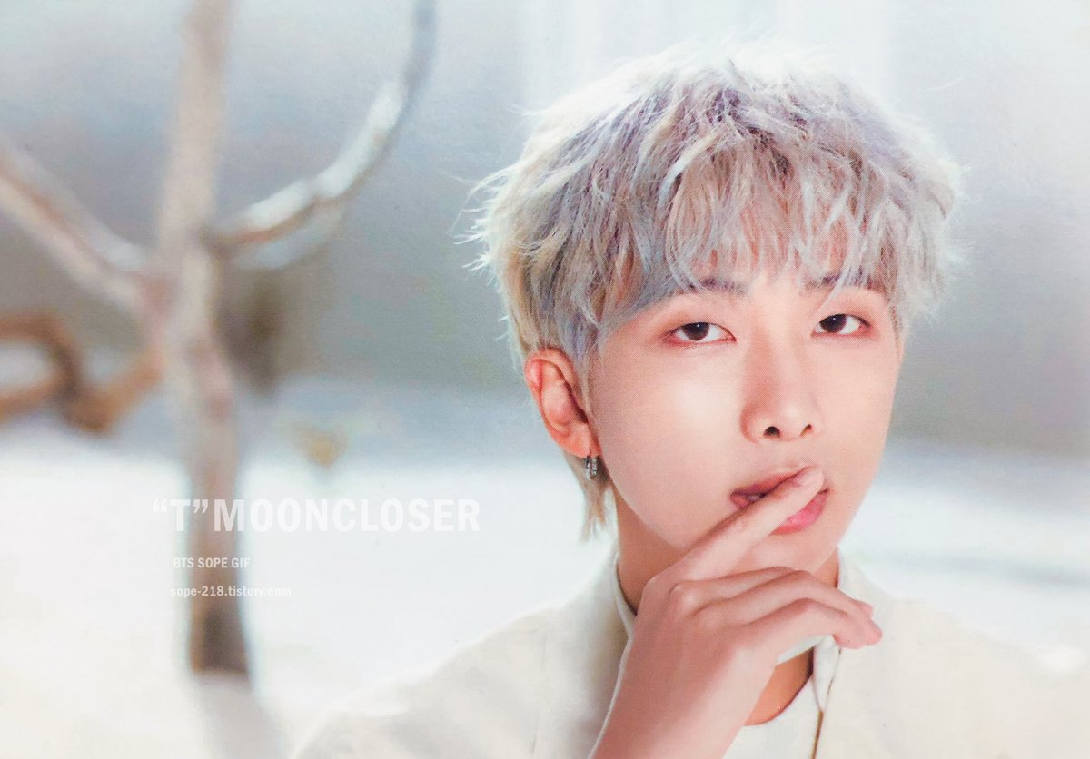 btspiics1's tweet image. 