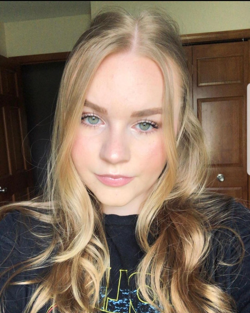Happy 20th Birthday, Mantha Kay! 🥳🎂🎉 <a href="/samanthakh25/">samantha hartsough</a>