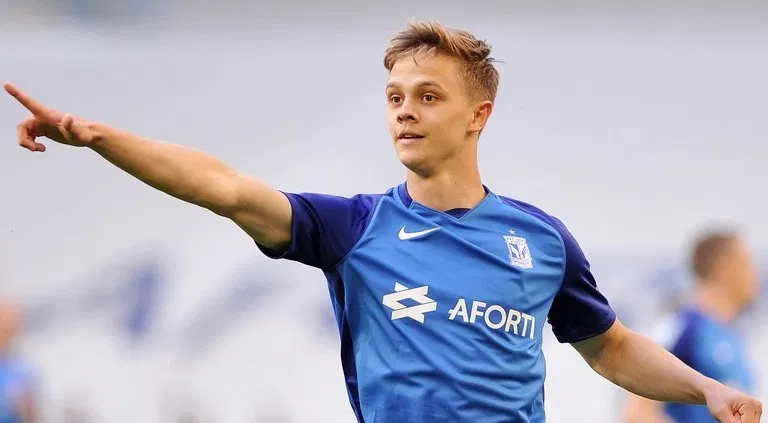 ROBERT GUMNY – LECH POZNAN (21)The 21-year-old right-back impressed for Lech Poznan. He works hard, is physical and does the basics well, especially with his support runs and linking with his winger. We think that he would fit well in Germany.