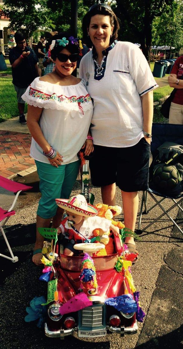debbieyd13's tweet photo. Celebrating King William Fair by memory.... @KingWilliamFair @FiestaSA @ksatnews https://t.co/y0EmYEYNOU