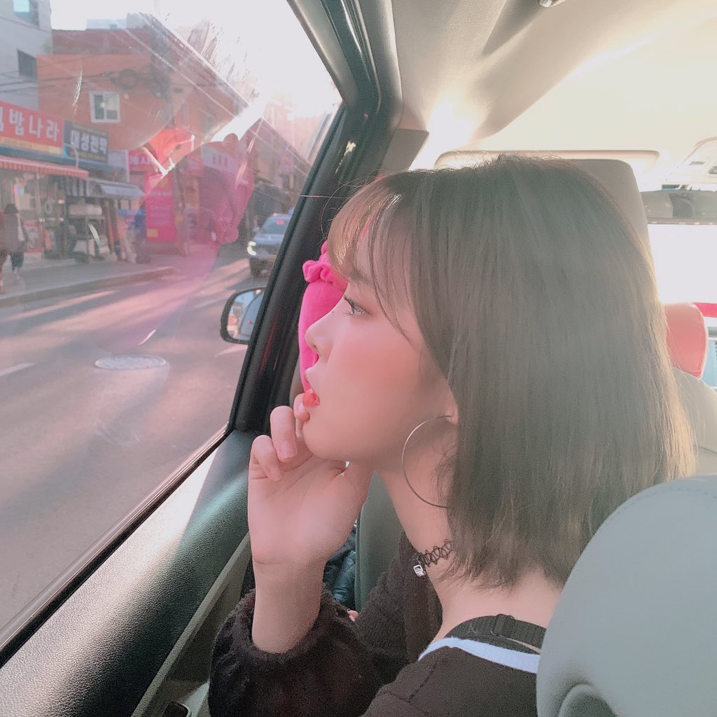 ANS_official_'s tweet photo. [#제이]

오늘 처음으로 혼자 틱톡 올려 봤는데! 괜찮았나요?😚 
오늘도 수고했어 우리 꿍꿍이들 
제나잇🌙 내 꿈 꿔요 제랑해💙
(Photo by. 우리 아기 늑대🐺)

#ANS #angelnsoul #j #saymyname #에이엔에스 #제이 https://t.co/tNgyejQnX7