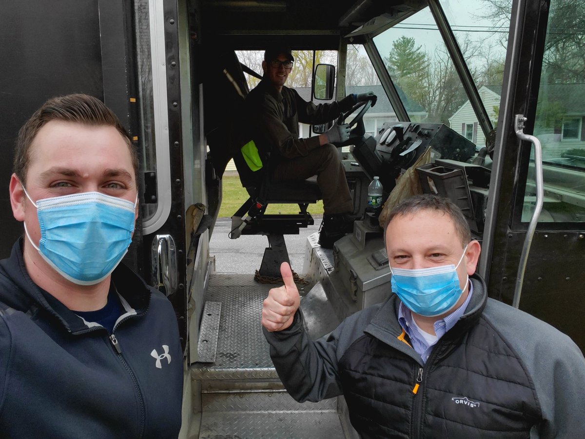 On road sup Evan and center manager Jon did a side by side with new hire Gordon Hyde. Great observation. Thanks for being safe Gordon. #nedrookies #safetyfirstNED ⁦@KurtMarxSafety⁩ ⁦<a href="/jenkowalik_/">Jennifer Kowalik</a>⁩ ⁦<a href="/JaneHR3/">JaneHR</a>⁩ ⁦<a href="/amy_madeira/">Amy Madeira</a>⁩ ⁦<a href="/safetyfirstNED/">Northeast District Safety</a>⁩