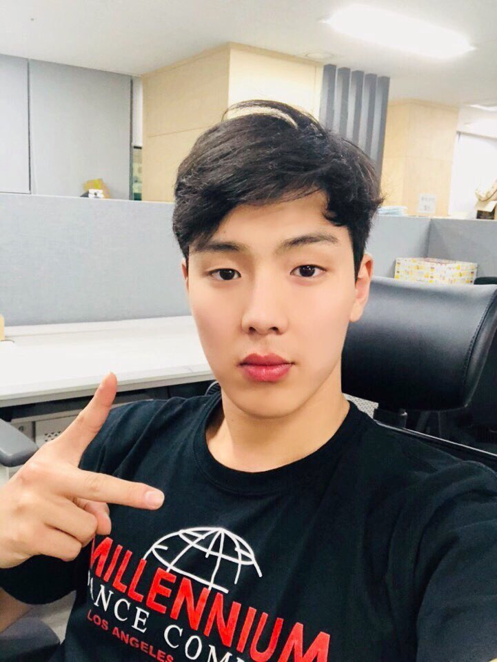unbleached/bare face shownu;an important thread: 