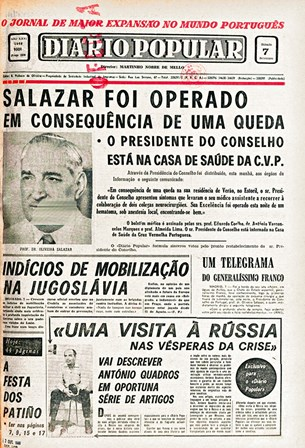 El país se desangraba -- y Salazar se iba. En agosto de 1968 el viejo dictador se cae mientras intenta levantarse de una silla en la terraza del Fuerte de Santo António da Barra, su residencia veraniega en Estoríl. Sufre un trombo cerebral que le deja severamente afectado...
