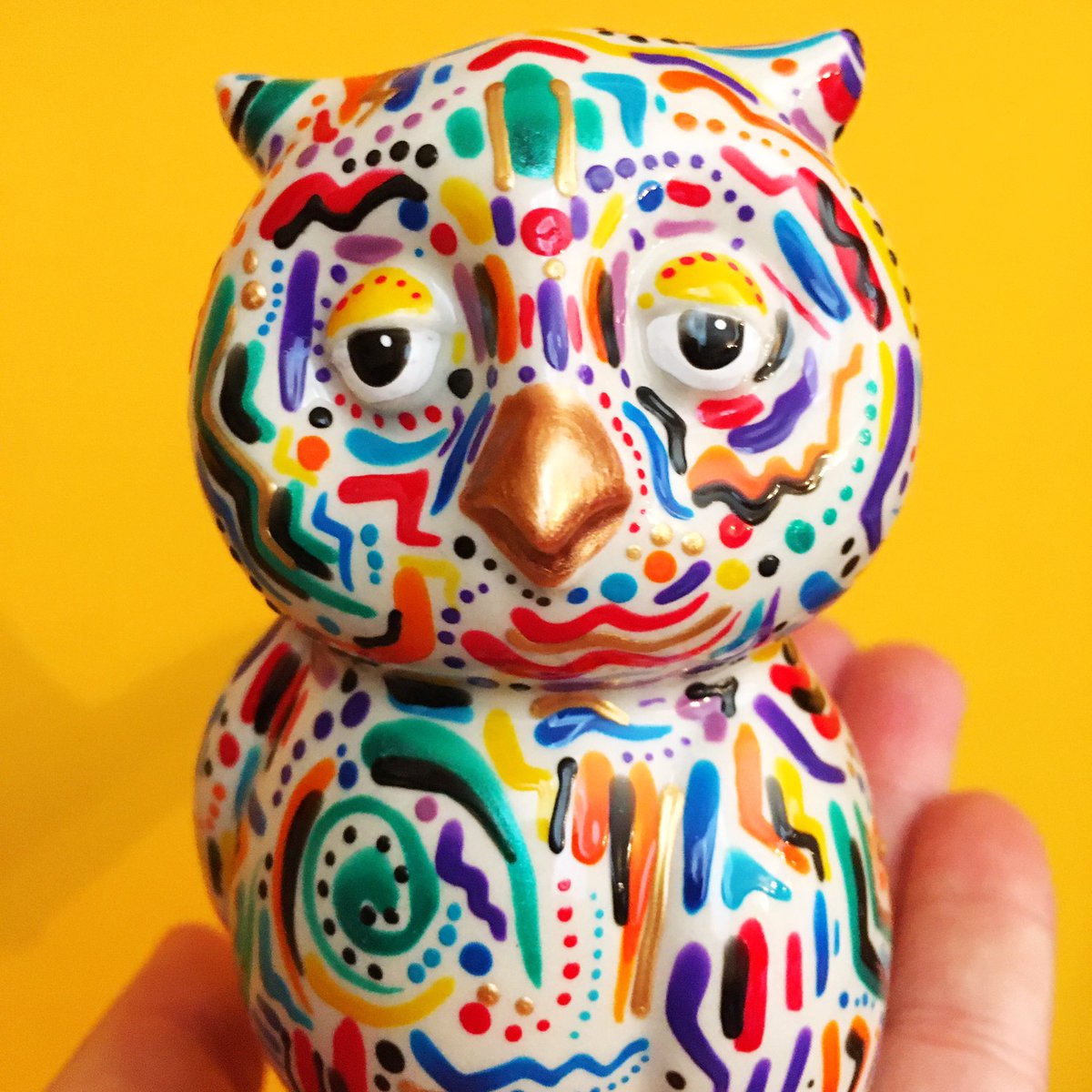 Hazceramics's tweet photo. Love this funky owl. Available on Etsy priced at £14.50 with free U.K. shipping. Link https://t.co/lzRmuYWt7g #UKGiftAM #UKGiftHour #owls #crafturday https://t.co/siaAI4qIGq