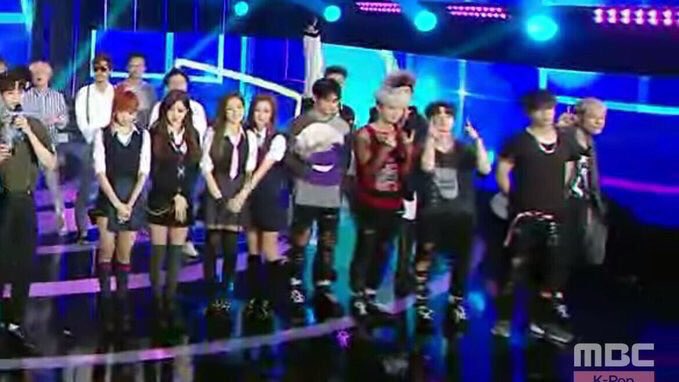 The first group pic of IKON and BLACKPINK pretending they didnt know each other because yanghyunsuk is watching them  #iKON  @YG_iKONIC |  #BLACKPINK  @ygofficialblink