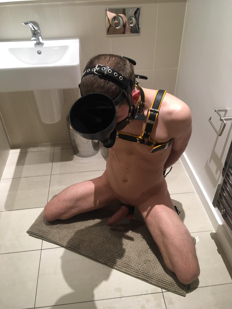 Piss Sub London tweet media