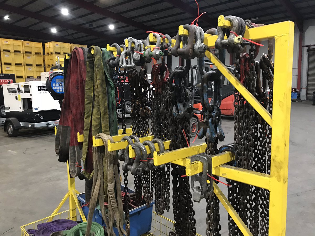 Templant_power's tweet photo. One things for sure cranes &amp; chains still need testing in lockdown
.
.
.
#templant #chaintesting #lifting #liftingequipment #cormach #cormachcranes #fassicrane #scania #scaniatrucks #liftingheavy #saturday #saturdaywork https://t.co/RSiF7ycoC5