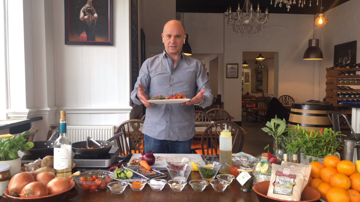 Today in the kitchen, Chef Enzo is sharing how to make a fresh fish dish – Calamari Delizia. Watch the latest video on his YouTube channel and be sure to tag us in your finished product ‘tastingsicilyuk’ on Instagram if you decide to give this recipe a go! qoo.ly/35p39m