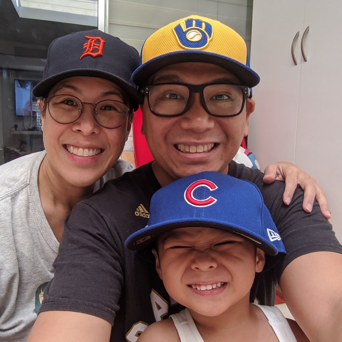 _slickrick's tweet photo. Put a cap on it! @tigers @Brewers @Cubs @MLB @NewEraCap @gayndah #SlickxGing #SlickArcher #SlickPick #SlickShot https://t.co/hlBB3kvnOl