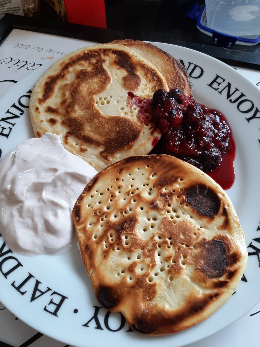 nikknock99's tweet photo. Pancakes time #joewicks #thebodycoach https://t.co/2CaV3OoWqI