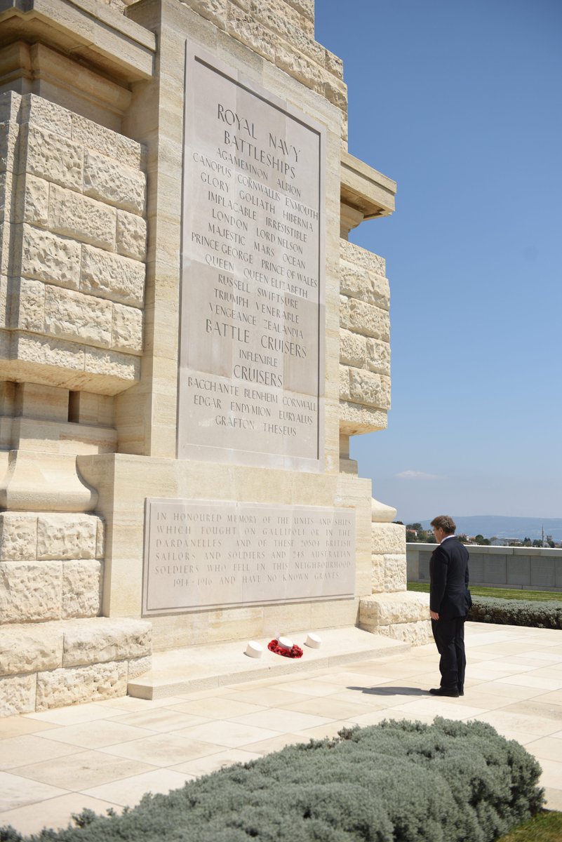 . @bnbgundogan’s final act came  @CWGC’s Helles Memorial, which names over 20,000 Commonwealth servicemen who died in the Gallipoli campaign and have no known grave. Here wreaths were laid for the UK, Ireland and on behalf of the people of the Commonwealth.  #AnzacDay    #AnzacDay2020  