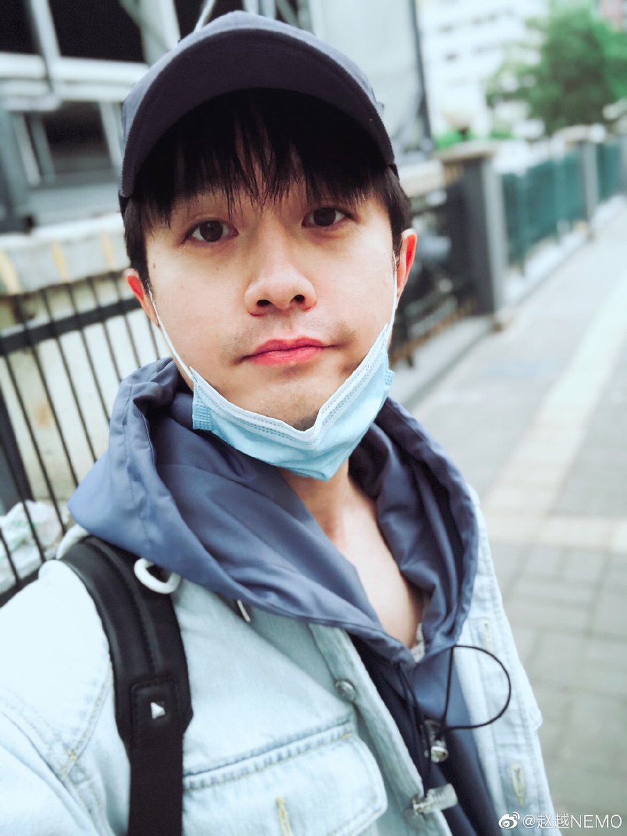 Yueyue update his weibo 