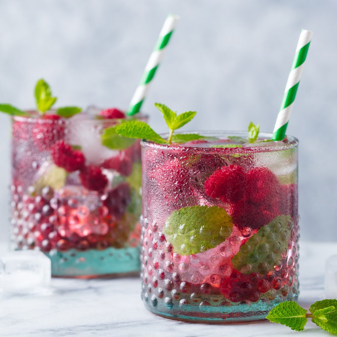 SuperValuNI's tweet photo. Enjoy a raspberry gin fizz this weekend π Pick up your ingredients in store, including Beefeater Gin now on offer.
What's your favourite cocktail?
π https://t.co/WxziT4c7LD https://t.co/1G9Bg35IUG
