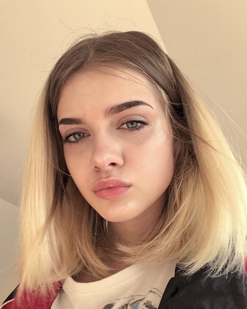 untagg's tweet photo. Hey peeps ! It’s me Eanor.. i would like to have more mutuals to say hello to and would like you guys to join me in some of the rp games thats going around my timeline~~ Retweet, i #openfollow for all western rps https://t.co/c83M6civAM