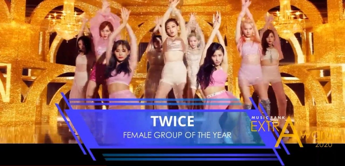 SubjectKpop's tweet photo. TWICE won the "Female Group of the Year" on Music Rank Extra Awards 2020 👏 Congrats to @JYPETWICE

It's an online music award platform, 100% by fan vote but still nice to see the girls win

https://t.co/g108jJjsk5
#TWICE #트와이스 https://t.co/fikMAWTfup
