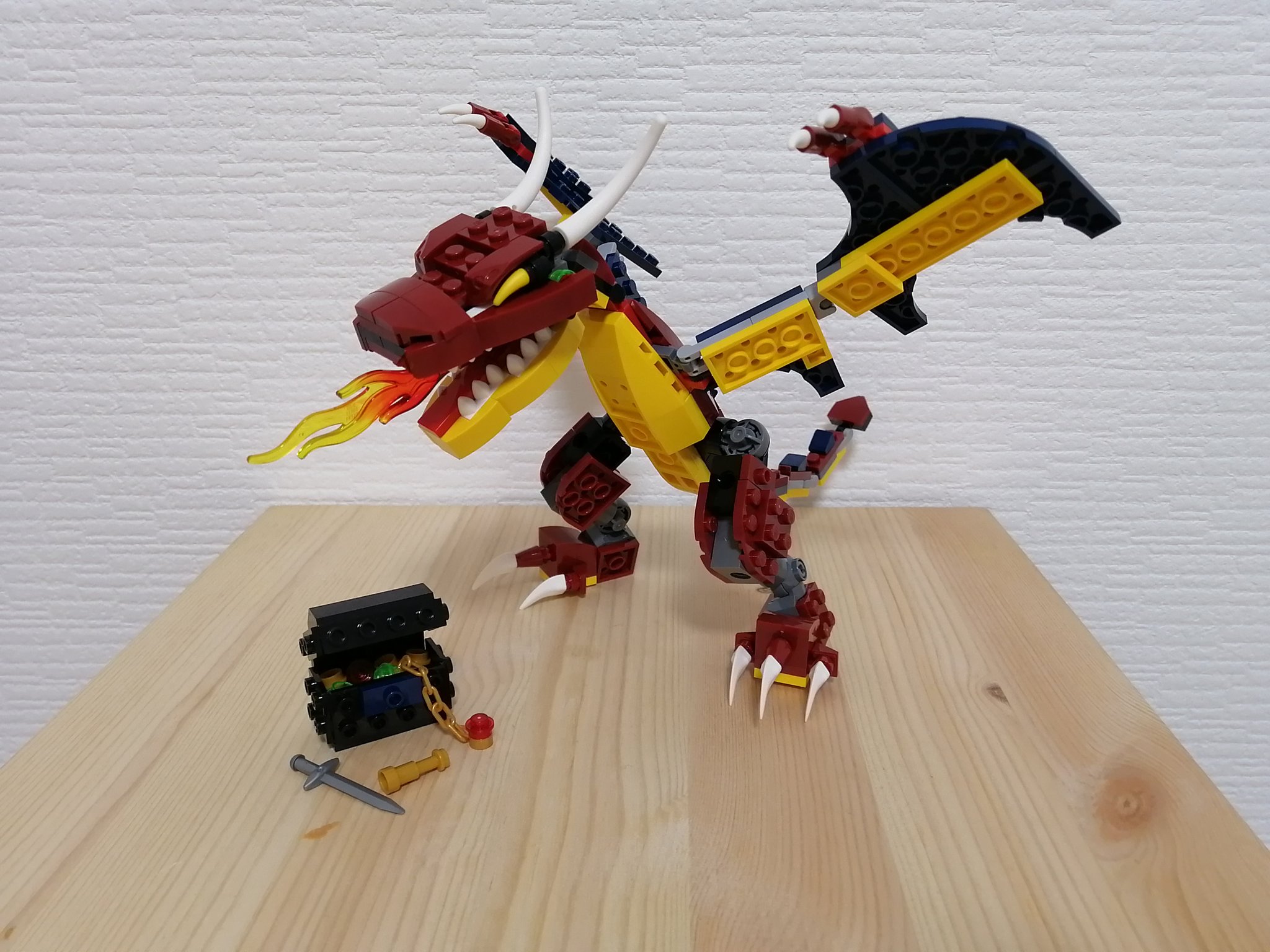 Lego平民 レゴクリエイターのドラゴンかっこいい またファイヤードラゴンの名前に戻ったのね レゴクリエイター ファイヤードラゴン T Co 04cedxn3gg Twitter