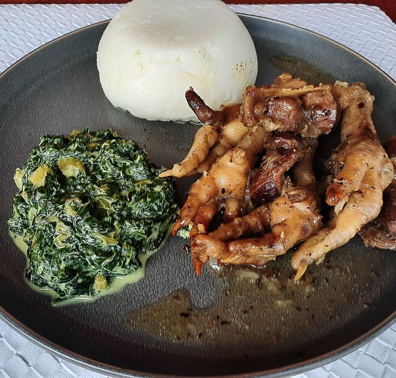 blackmluja's tweet photo. Let's eat guys
#LockdownDay32 https://t.co/NJQ8a0hsKE