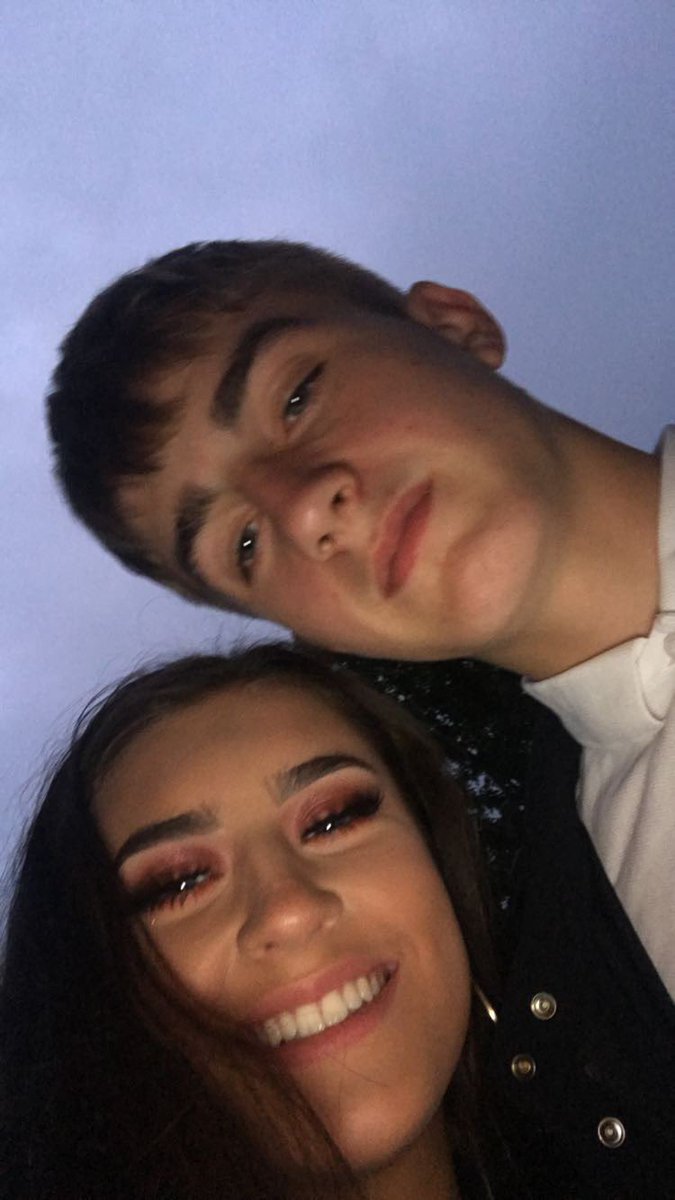 Hannah Unger tweet media