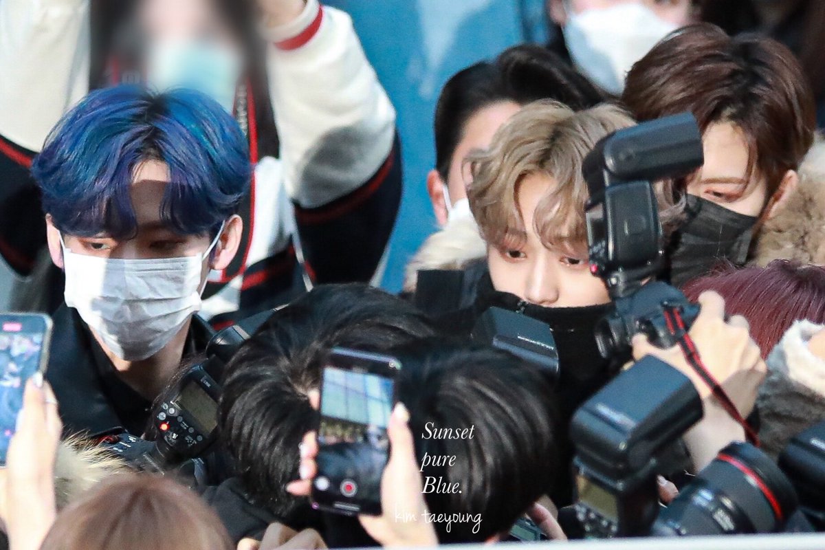 【200424】뮤뱅출근 퇴근 

😢😢💦

#태영 #영태 #김태영 #TAEYOUNG 
#정모 #모구 #구정모 #JUNGMO
#강민희 #민희 #MINHEE  
#BREAK_ALL_THE_RULES
#CRAVITY #크래비티